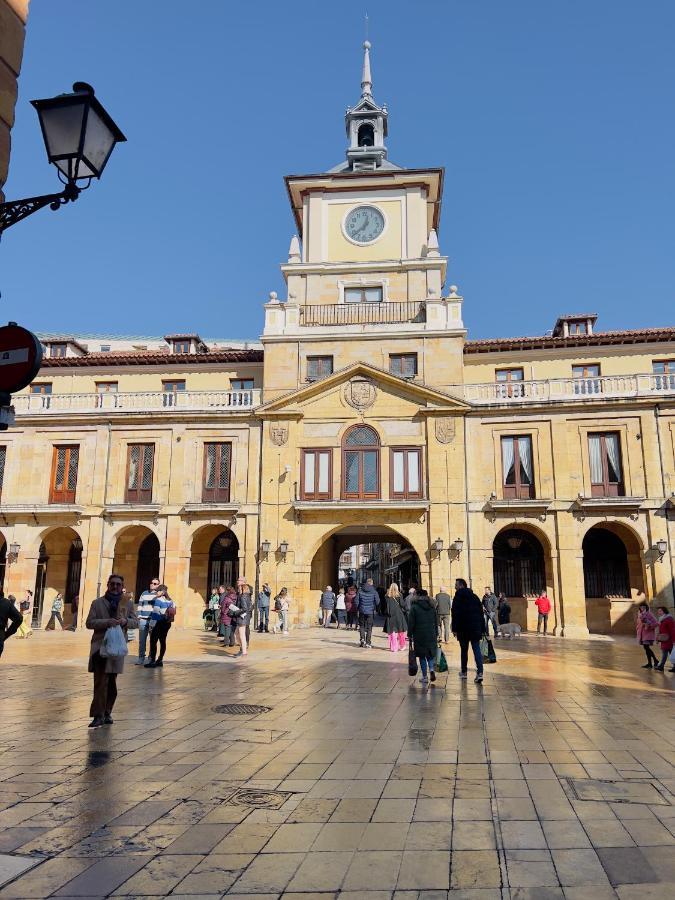 Ferienwohnung Piso En El Emblematico Barrio Antiguo De Oviédo Exterior foto