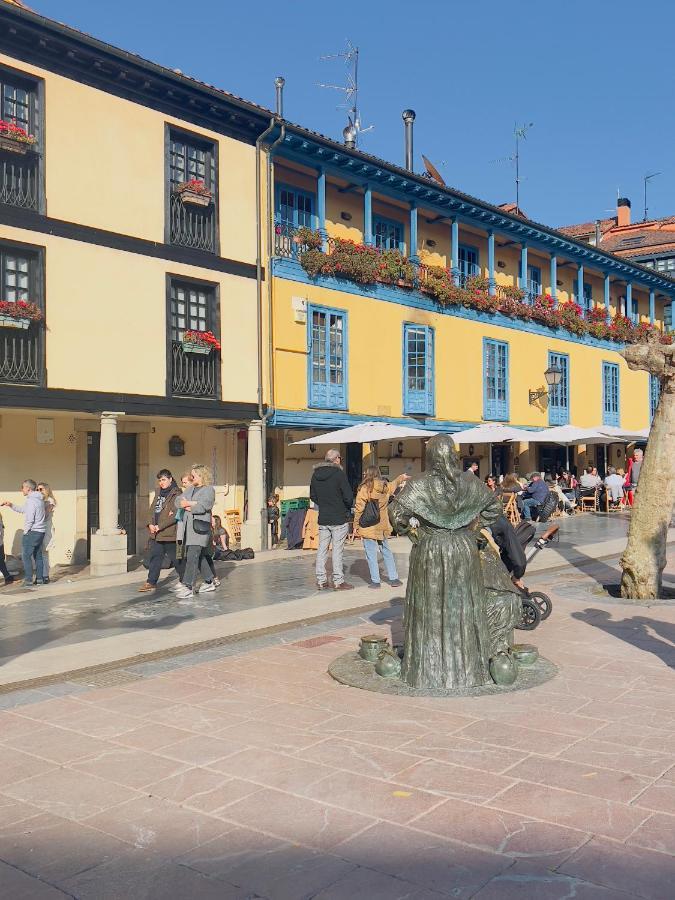 Ferienwohnung Piso En El Emblematico Barrio Antiguo De Oviédo Exterior foto